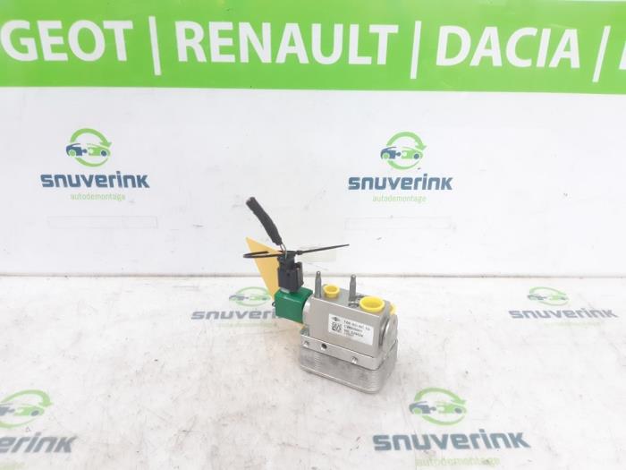 Begagnade Trycksensor, luftkonditionering Renault Symbioz (RJB) 1.6 E-Tech Full Hybrid 145 Pris € 169,40 Inklusive moms erbjuds av Snuverink Autodemontage