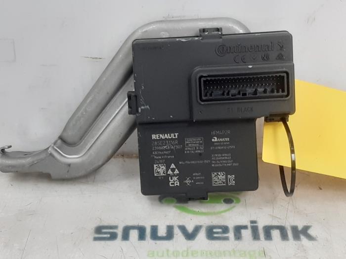 Usagé Ordinateur divers Renault Symbioz (RJB) 1.6 E-Tech Full Hybrid 145 Prix € 187,55 Prix TTC proposé par Snuverink Autodemontage