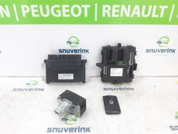 Used Engine management computer Renault Symbioz (RJB) 1.6 E-Tech Full Hybrid 145 Price € 393,25 Inclusive VAT offered by Snuverink Autodemontage
