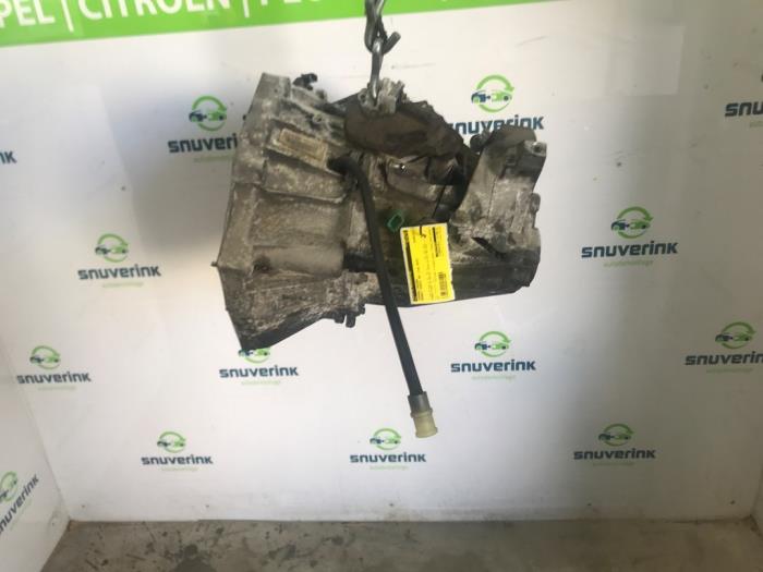 Gebrauchte Getriebe Renault Scénic III (JZ) 1.6 16V Preis € 299,98 Margenregelung angeboten von Snuverink Autodemontage