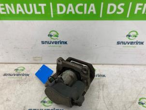 Begagnade Bakre bromsok, höger Peugeot Expert (V1/VA/VB/VE/VF/VT/VY) e-Expert Pris € 78,65 Inklusive moms erbjuds av Snuverink Autodemontage