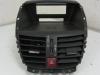 Dashboard vent from a Peugeot 207/207+ (WA/WC/WM), 2006 / 2015 1.6 HDi 16V, Hatchback, Diesel, 1.560cc, 80kW (109pk), FWD, DV6TED4FAP; 9HZ; DV6TED4; 9HY, 2006-02 / 2013-10 2006