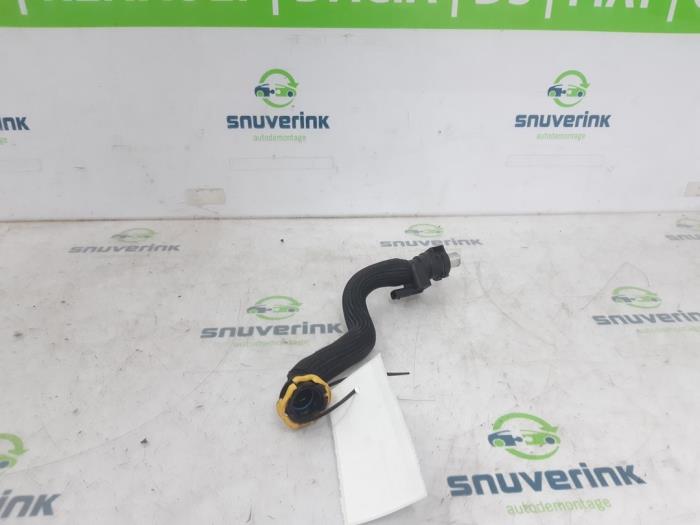 Usagé Ventilation carter Peugeot 308 SW (F4/FC/FN/FR) 1.2 PureTech Hybrid 136 Prix € 42,35 Prix TTC proposé par Snuverink Autodemontage