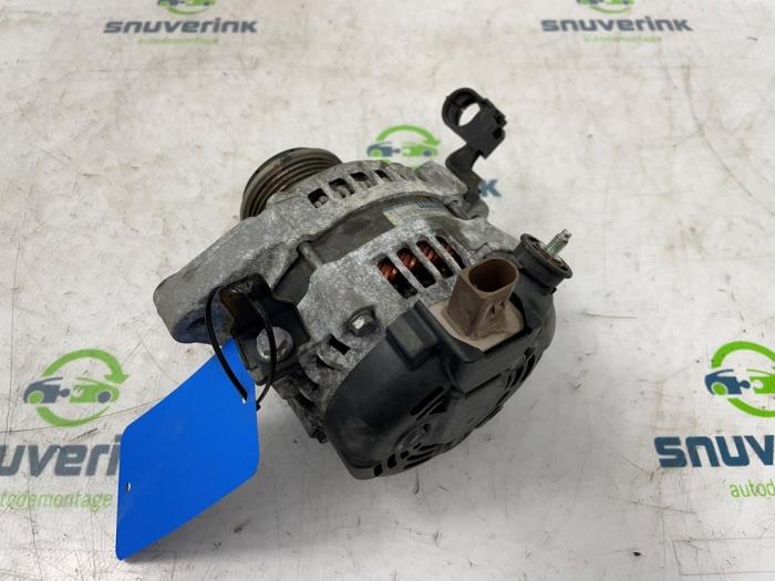 Dynamo van een Peugeot 108 1.0 12V VVT-i 2018