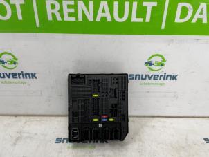 Gebrauchte Sicherungskasten Renault Fluence (LZ) ZE Preis € 115,00 Margenregelung angeboten von Snuverink Autodemontage