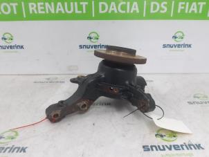 Begagnade Spindel, höger fram Renault Master III (FV) 2.3 Energy dCi 180 Twin Turbo 16V FWD Pris € 272,25 Inklusive moms erbjuds av Snuverink Autodemontage