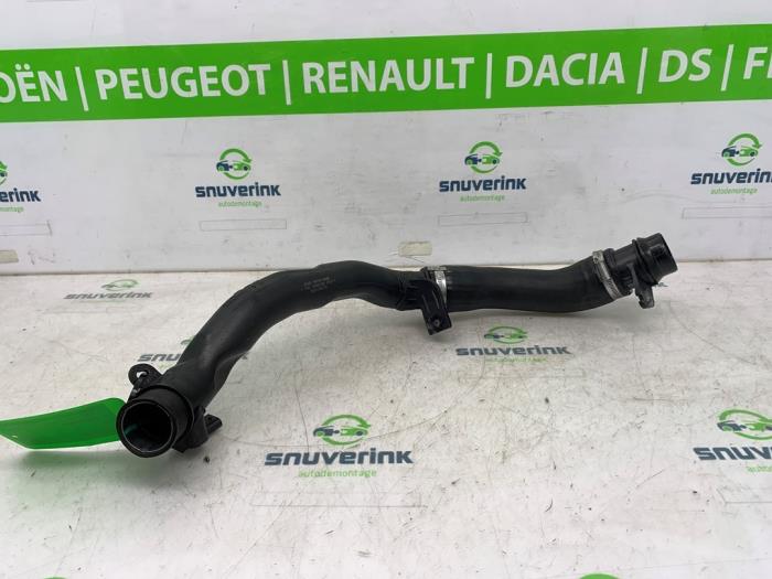 Gebrauchte Intercooler Schlauch Opel Astra L (F3/FB/FM/FP) 1.6 Plug-in Hybrid Turbo 16V Preis € 35,00 Margenregelung angeboten von Snuverink Autodemontage