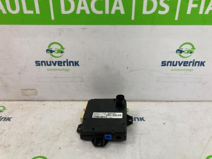 Usagé Ordinateur divers Opel Vivaro 1.6 CDTI 95 Euro 6 Prix € 90,75 Prix TTC proposé par Snuverink Autodemontage
