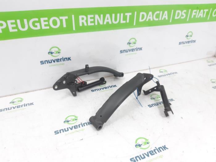 Gebrauchte Sonstige Kawasaki Diversen Preis auf Anfrage angeboten von Snuverink Autodemontage