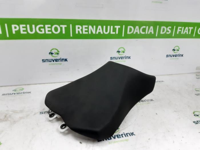 Gebrauchte Sonstige Kawasaki Diversen Preis auf Anfrage angeboten von Snuverink Autodemontage