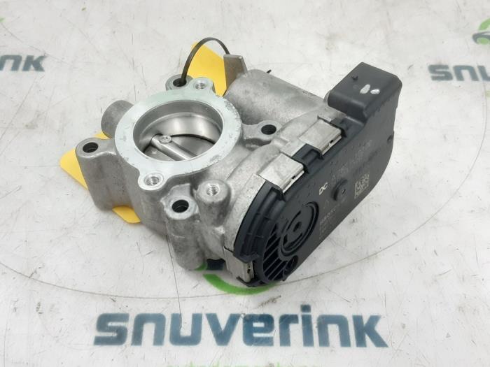 Gebrauchte Drosselklappengehäuse Renault Megane IV Estate (RFBK) 1.3 TCE 160 16V Preis € 30,00 Margenregelung angeboten von Snuverink Autodemontage