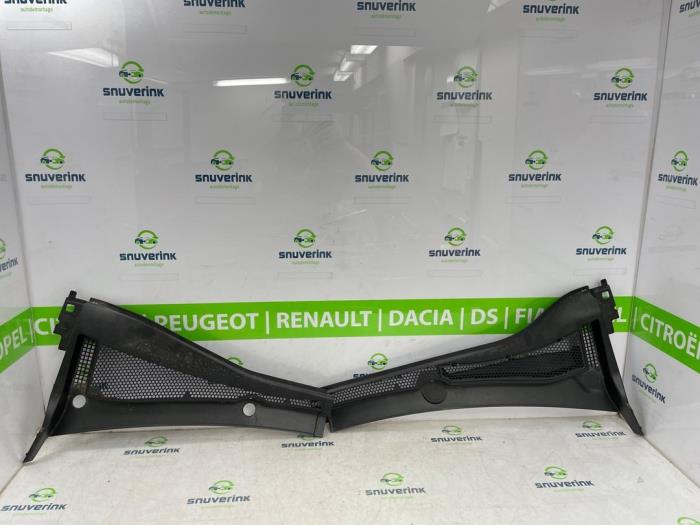 Używane Parawan Citroen C3 (SX/SW) 1.2 Vti 12V PureTech Cena € 85,00 Procedura marży oferowane przez Snuverink Autodemontage