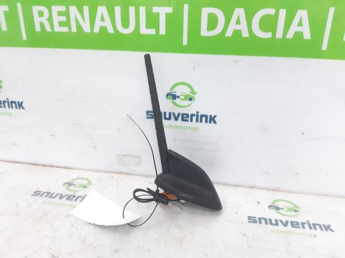 Używane Antena Peugeot 208 II (UB/UH/UP) e-208 50 kWh Cena € 40,00 Procedura marży oferowane przez Snuverink Autodemontage