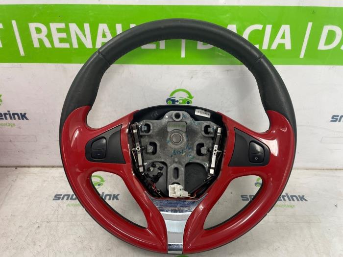 Używane Kierownica Renault Clio IV (5R) 1.5 Energy dCi 90 FAP Cena € 95,00 Procedura marży oferowane przez Snuverink Autodemontage