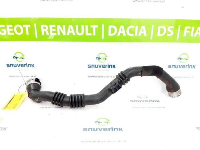 Gebrauchte Intercooler Schlauch Renault Clio IV Estate/Grandtour (7R) 1.5 Energy dCi 90 FAP Preis € 45,00 Margenregelung angeboten von Snuverink Autodemontage