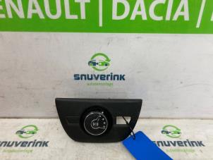 Begagnade Växelspak Peugeot Expert (V1/VA/VB/VE/VF/VT/VY) 2.0 Blue HDi 120 16V Pris € 90,75 Inklusive moms erbjuds av Snuverink Autodemontage