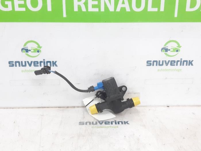 Begagnade Vattenpump Peugeot 208 II (UB/UH/UP) e-208 50 kWh Pris € 42,35 Inklusive moms erbjuds av Snuverink Autodemontage