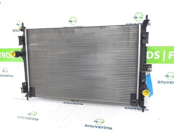 Used Radiator Citroen C4 Picasso (3D/3E) 1.6 16V THP 155 Price € 45,00 Margin scheme offered by Snuverink Autodemontage