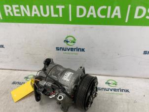 Begagnade Luftkonditioneringspump Renault Scénic IV (RFAJ) 1.3 TCE 115 16V Pris € 195,00 Marginaltabell erbjuds av Snuverink Autodemontage