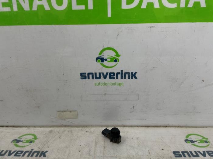 Usados Sensor PDC Renault Express 1.5 dCi 75 Precio € 36,30 IVA incluido ofrecido por Snuverink Autodemontage