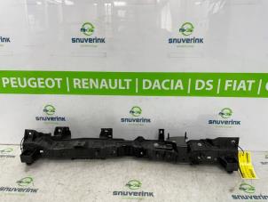 Usagé Panneau avant Dacia Duster (DJF) 1.2 TCE 130 12V Mild Hybrid 4x2 Prix € 195,00 Règlement à la marge proposé par Snuverink Autodemontage
