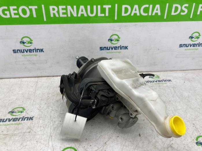 Usagé Servo frein Peugeot 408 1.6 16V HYbrid 225 Prix € 300,00 Règlement à la marge proposé par Snuverink Autodemontage