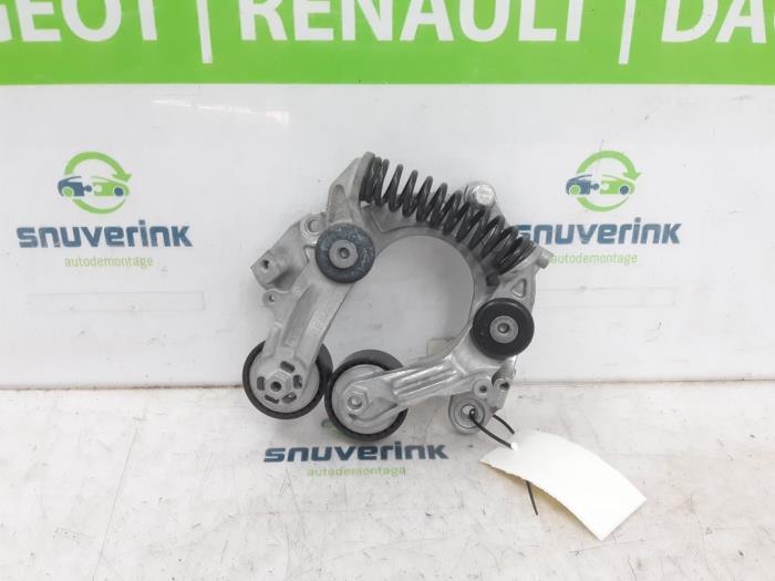 Usados Rodillo tensor correa múltiple Dacia Duster (DJF) 1.2 TCE 130 12V Mild Hybrid 4x2 Precio € 60,00 Norma de margen ofrecido por Snuverink Autodemontage