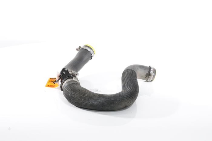 Gebrauchte Intercooler Schlauch Citroen C5 Aircross I (A4/AC/AJ/AR) 1.6 Hybrid 225 16V Preis € 42,35 Mit Mehrwertsteuer angeboten von Snuverink Autodemontage