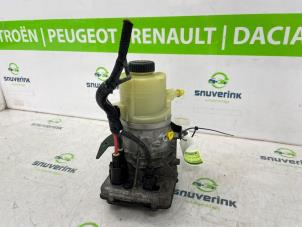 Usagé Pompe direction assistée Opel Vivaro 1.6 CDTi BiTurbo 125 Prix € 393,25 Prix TTC proposé par Snuverink Autodemontage