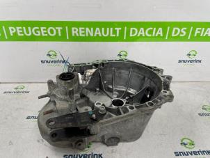 Begagnade Växellådshus Peugeot 208 Pris € 100,00 Marginaltabell erbjuds av Snuverink Autodemontage