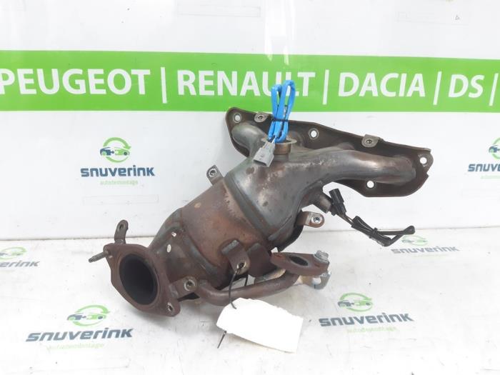 Używane Katalizator Renault Arkana (RJLL) 1.6 E-Tech 145 16V Cena € 605,00 Z VAT oferowane przez Snuverink Autodemontage