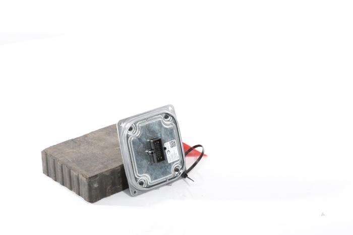 Używane Modułowy reflektor LED Citroen C5 Aircross I (A4/AC/AJ/AR) 1.2 PureTech Hybrid 136 Cena € 151,25 Z VAT oferowane przez Snuverink Autodemontage