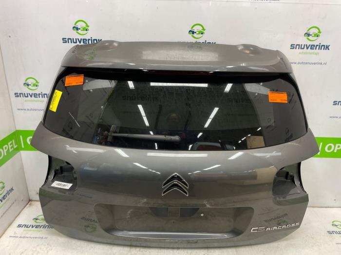 Używane Tylna klapa Citroen C5 Aircross I (A4/AC/AJ/AR) 1.2 PureTech Hybrid 136 Cena € 453,75 Z VAT oferowane przez Snuverink Autodemontage