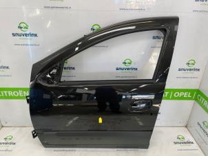 Usagé Porte avant gauche Dacia Duster (SR) 1.0 TCE 100 Bi-Fuel, Eco-G 12V Prix € 475,00 Règlement à la marge proposé par Snuverink Autodemontage
