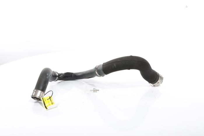 Gebrauchte Intercooler Schlauch Dacia Sandero III 1.0 TCe 90 12V Preis € 115,00 Margenregelung angeboten von Snuverink Autodemontage