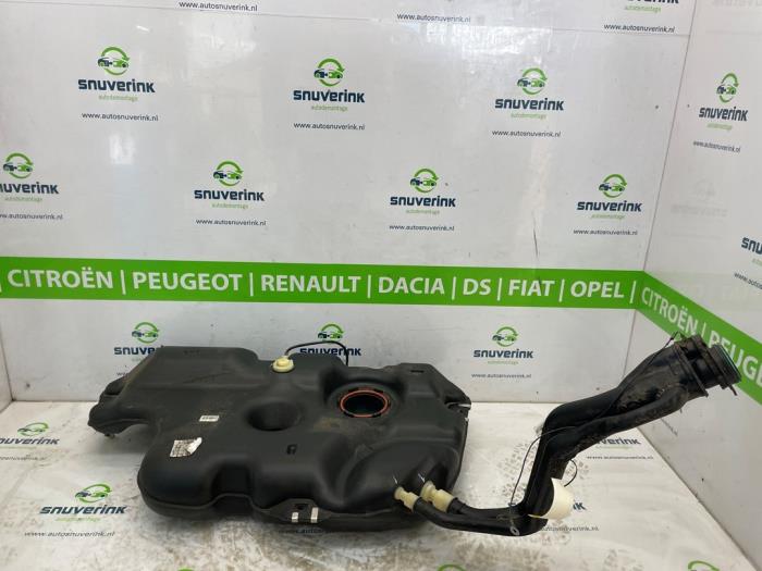 Używane Zbiornik Dacia Duster (SR) 1.0 TCE 100 Bi-Fuel, Eco-G 12V Cena € 250,00 Procedura marży oferowane przez Snuverink Autodemontage