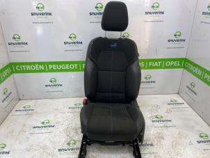 Begagnade Säte, vänster Renault Arkana (RJLL) 1.6 E-Tech 145 16V Pris € 362,98 Inklusive moms erbjuds av Snuverink Autodemontage