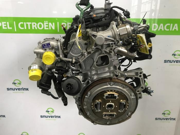 Engine from a Opel Astra L Sports Tourer (F4/FC/FN/FR) 1.6 Plug-in Hybrid Turbo 16V 2023