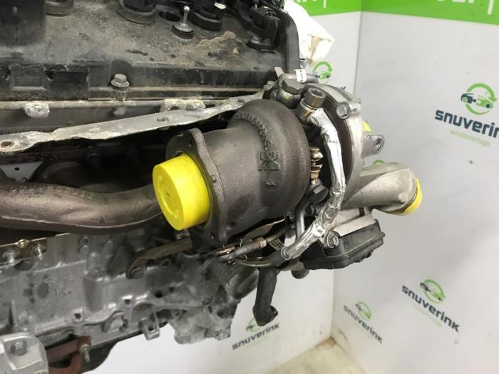 Engine from a Opel Astra L Sports Tourer (F4/FC/FN/FR) 1.6 Plug-in Hybrid Turbo 16V 2023