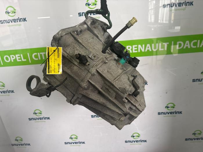 Gebrauchte Getriebe Renault Trafic (1FL/2FL/3FL/4FL) 1.6 dCi 125 Twin Turbo Preis € 1.210,00 Mit Mehrwertsteuer angeboten von Snuverink Autodemontage
