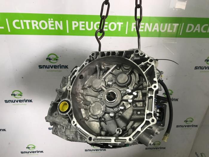 Gebrauchte Getriebe Renault Austral 1.2 E-Tech Full Hybrid 200 Preis € 4.235,00 Mit Mehrwertsteuer angeboten von Snuverink Autodemontage