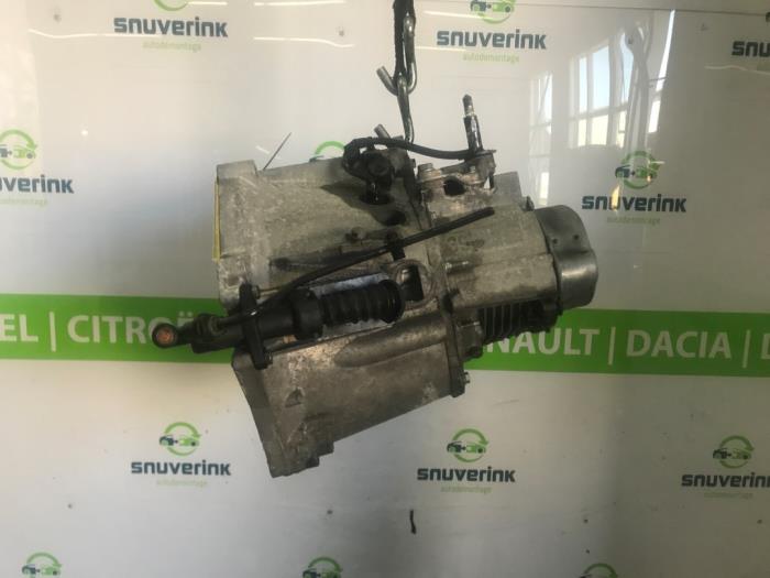 Usagé Boîte de vitesse Citroen Berlingo 1.6 Hdi 75 Prix € 665,50 Prix TTC proposé par Snuverink Autodemontage
