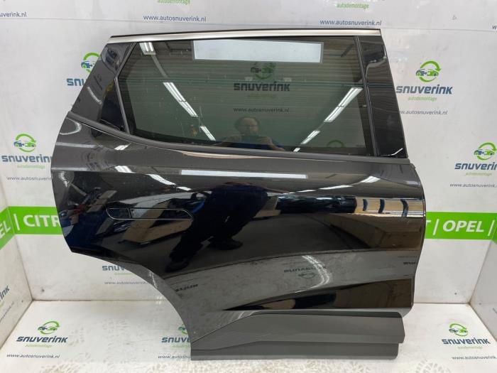Bakdörr, 4-dörrars, höger från en Renault Scenic E-Tech Electric (RCB) EV60 2024