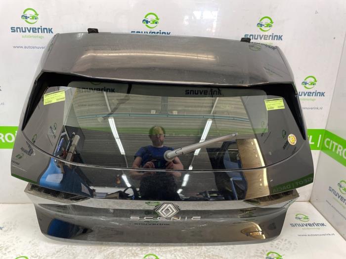 Baklucka från en Renault Scenic E-Tech Electric (RCB) EV60 2024