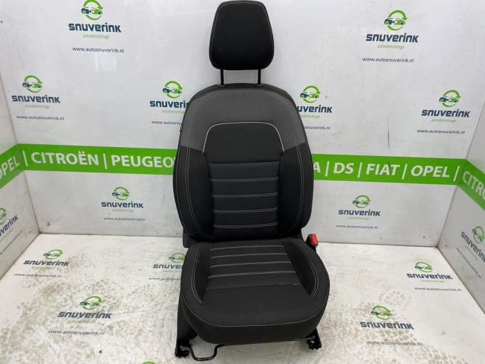Używane Fotel prawy Dacia Jogger 1.0 TCe 110 12V Cena € 95,00 Procedura marży oferowane przez Snuverink Autodemontage