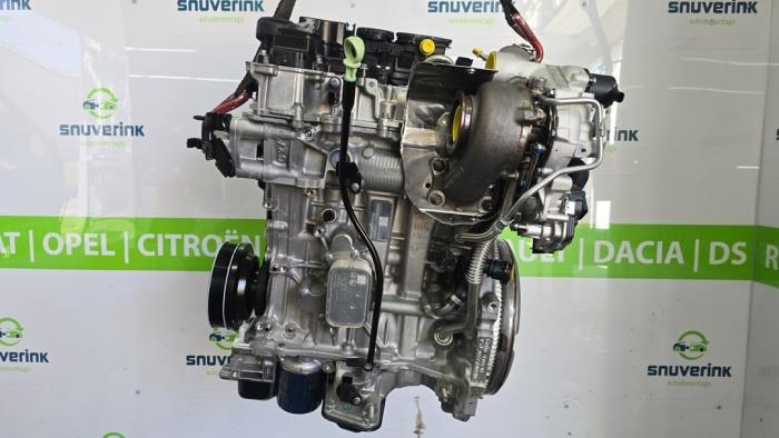 Used Engine Peugeot 208 II (UB/UH/UP) 1.2 Hybrid 100 Price € 3.327,50 Inclusive VAT offered by Snuverink Autodemontage