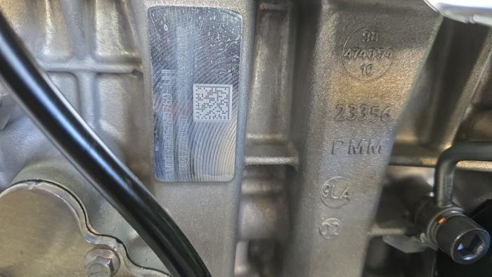 Engine from a Peugeot 208 II (UB/UH/UP) 1.2 Hybrid 100 2025