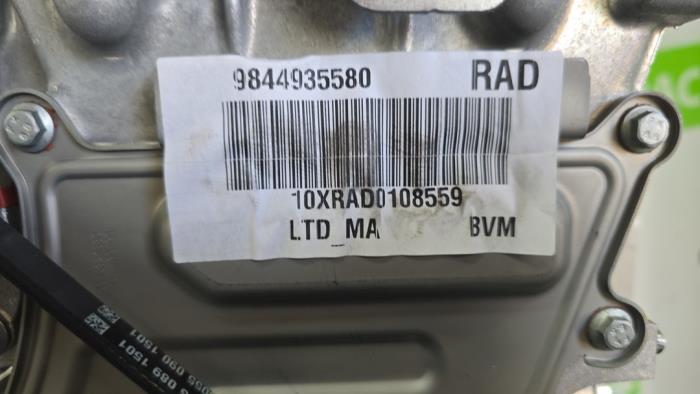 Engine from a Peugeot 208 II (UB/UH/UP) 1.2 Hybrid 100 2025