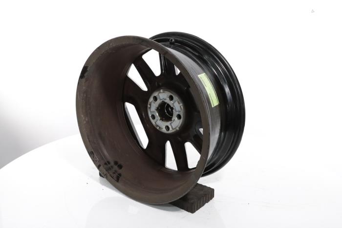 Wheel from a Peugeot 3008 III e-3008 210 73 kWh 2024