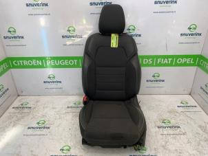 Begagnade Säte, vänster Renault Arkana (RJLL) 1.6 E-Tech 145 16V Pris € 362,98 Inklusive moms erbjuds av Snuverink Autodemontage